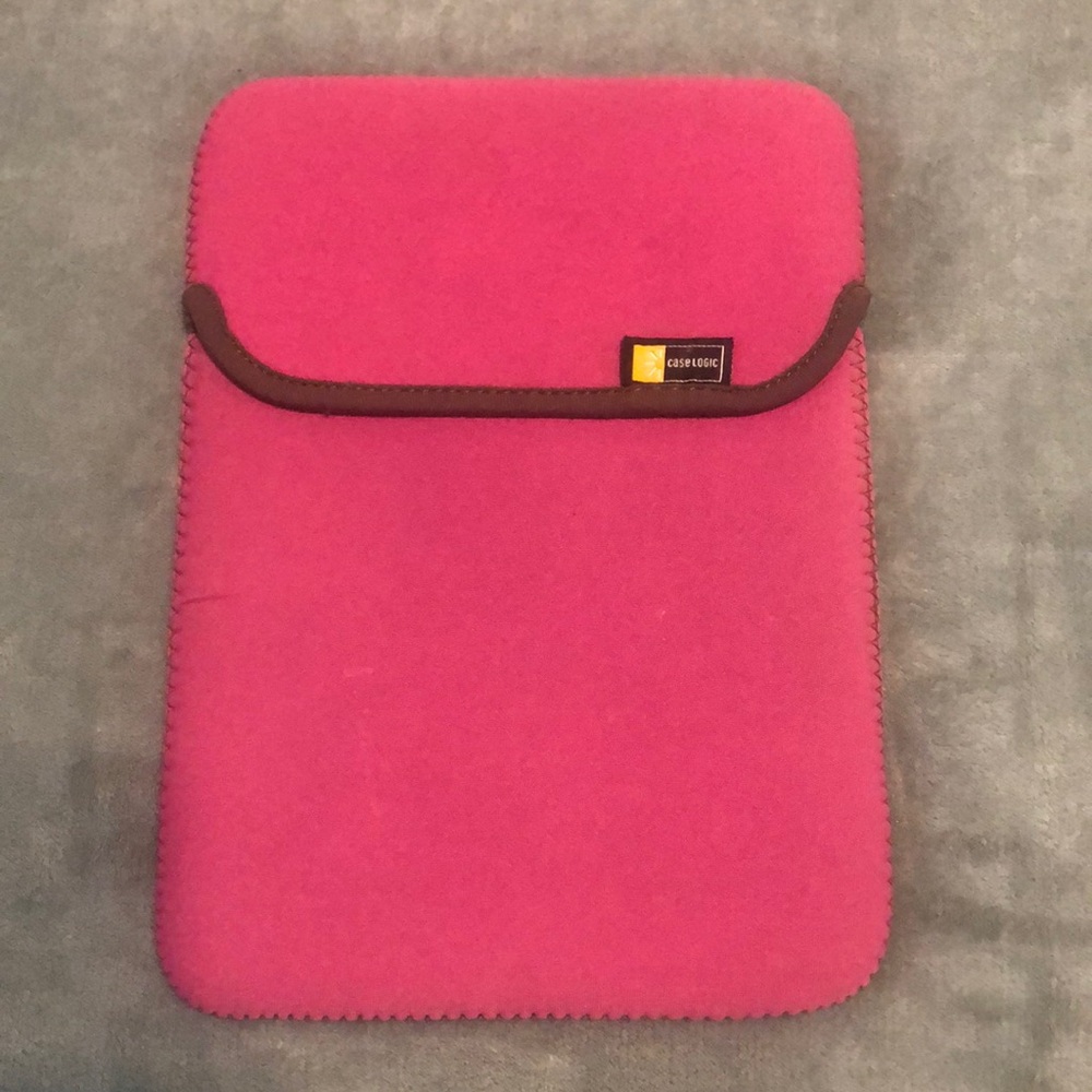 Case Logic Tablet Case